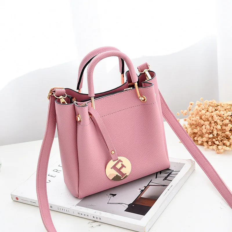 

2021 New Minimalist Fashion Handbag Ladies Shoulder Bag KM1002