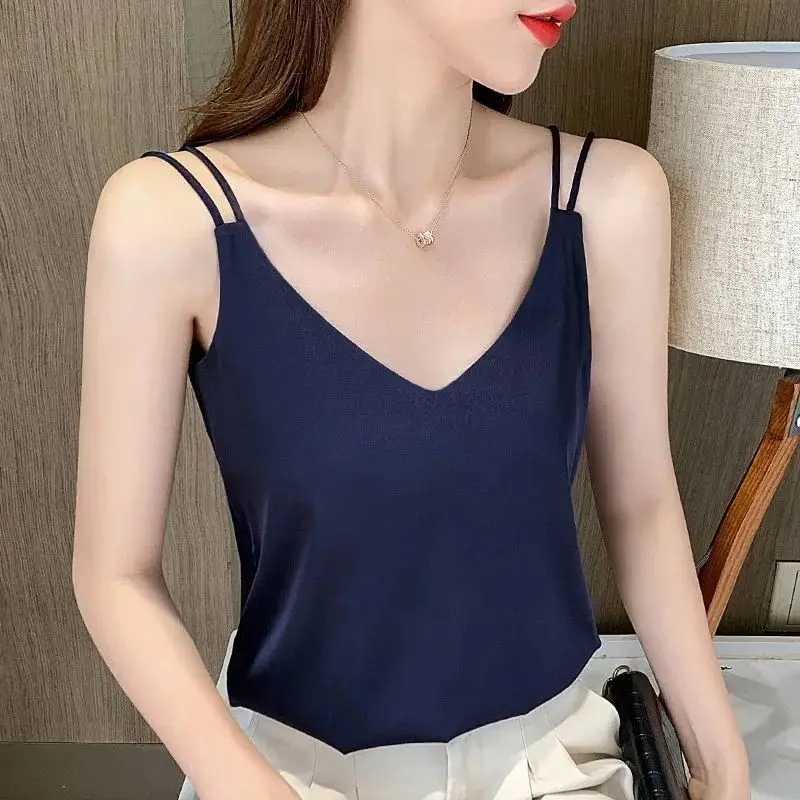

Base coat 2021 new sling top for women's wear trend hot girl careful machine top with small white sling