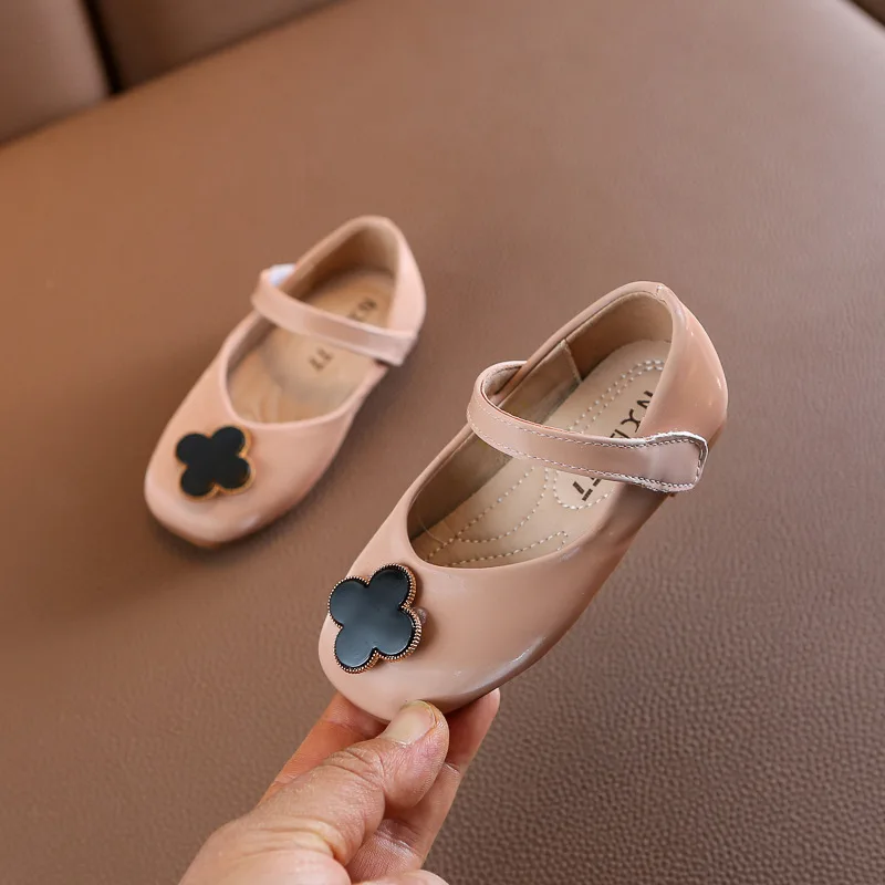 Весенняя детская обувь принцессы Обувь на плоской подошве с цветочным рисунком