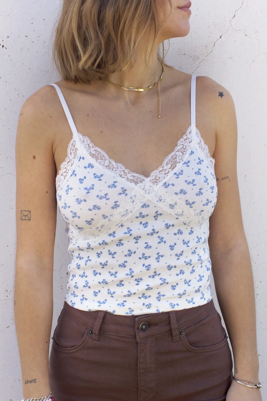 

2021 summer new fashion solid color printing casual women vest loose V-neck sleeveless sling T-shirt