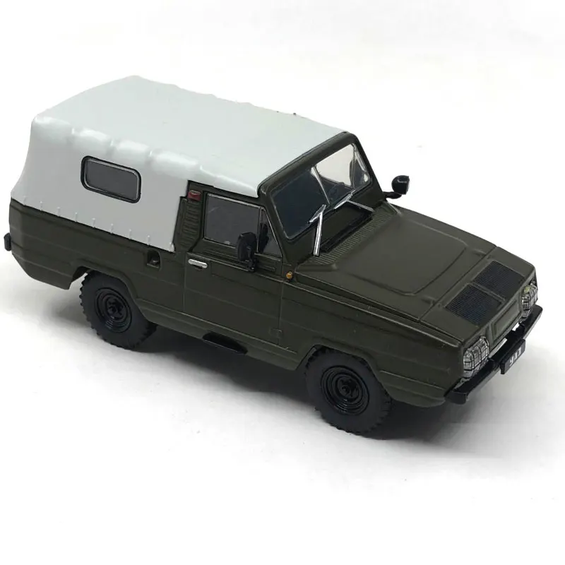 Модель российского автомобиля из металлического сплава в масштабе 1:43 ретро