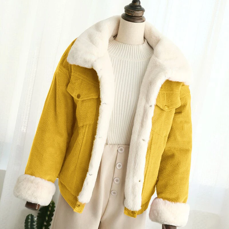 Куртка-бомбер женская Вельветовая с подкладкой из овечьей шерсти теплая зимняя