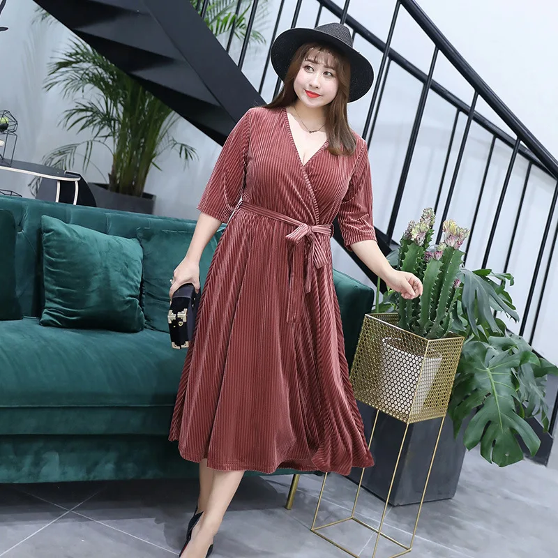 Женское бархатное платье в полоску повседневное плиссированное большого