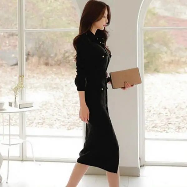 Женское Деловое платье карандаш черное однобортное офисное с отложным