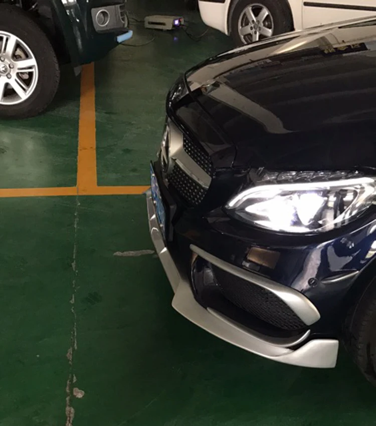 

Custom real carbon fiber rear bumper decorative moulding trims for Mercedes-Benz C class W205 NONE-AMG front bumper