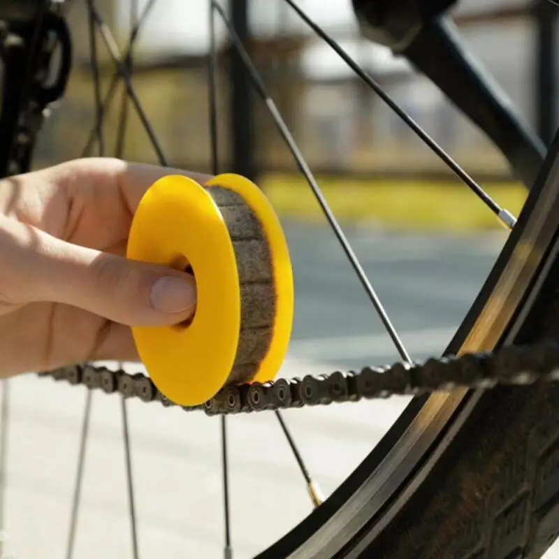 

Maintenance Bike Chain Gear Oiler Roller Bicycle Chain Maintenance Washer Cleaner Tool Bicycle Oil Lubricant