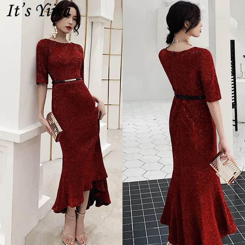 Женское платье с блестками It's YiiYa белое до середины икры рукавом локтя и круглым