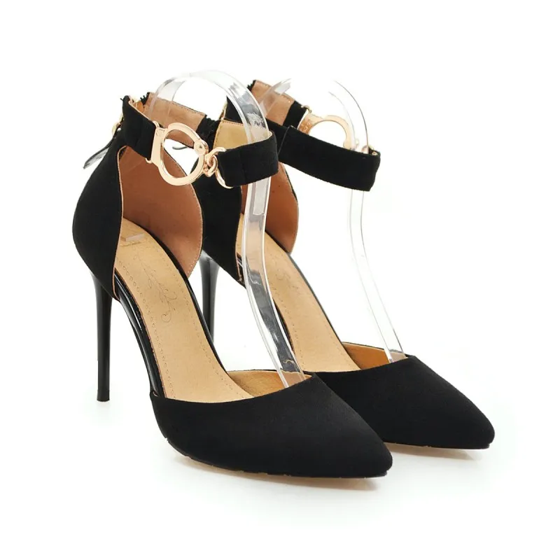 

Women's Shoes