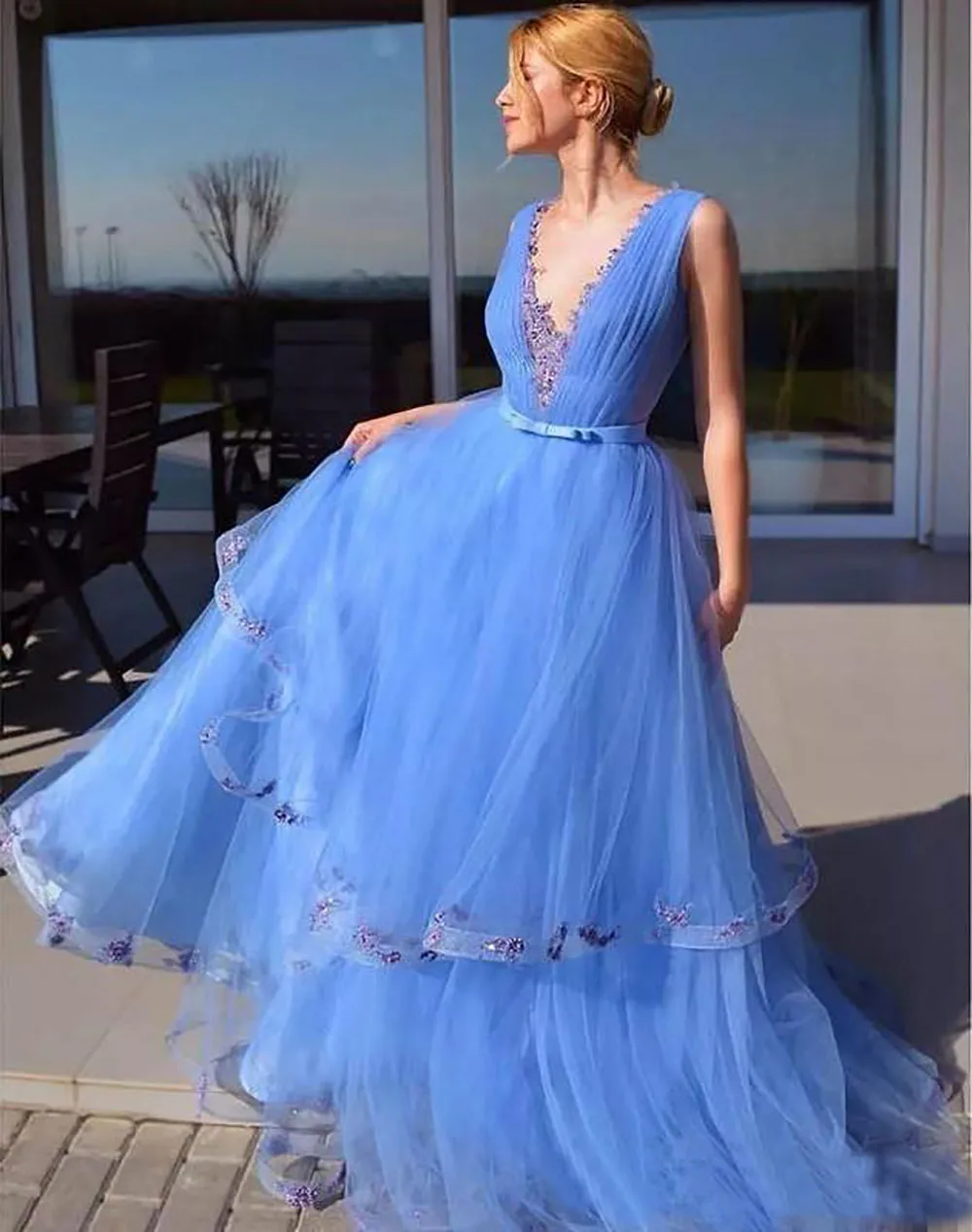

Appliques Beads Long Special Occasion Dress Sky Blue Prom Dresses V Neck Sweep Train Draped Sash Bow Formal Evening Party Gowns