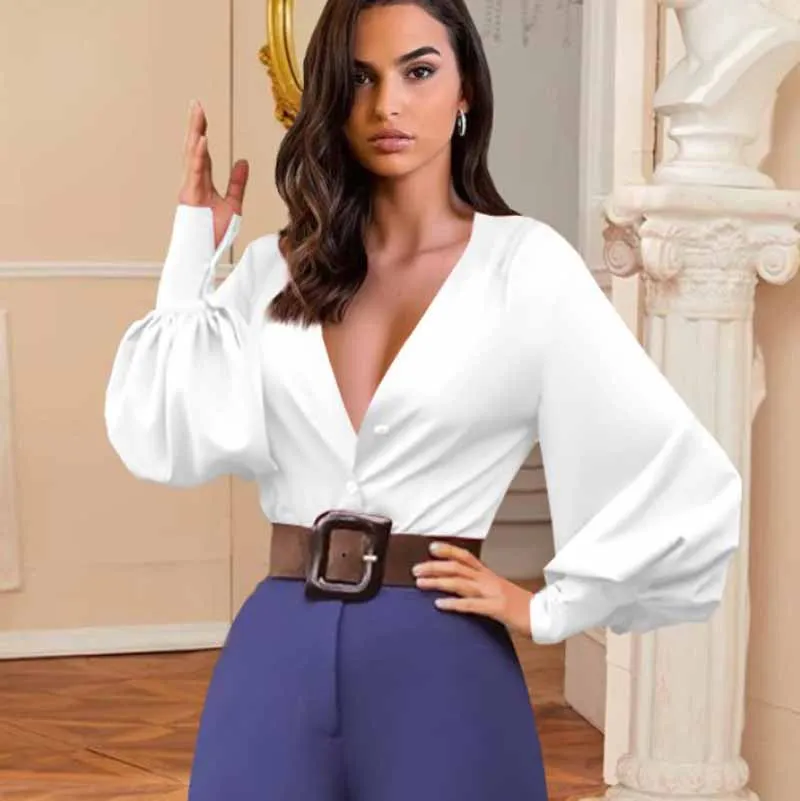 

Женская однобортная блузка с глубоким V-образным вырезом и рукавами-фонариками