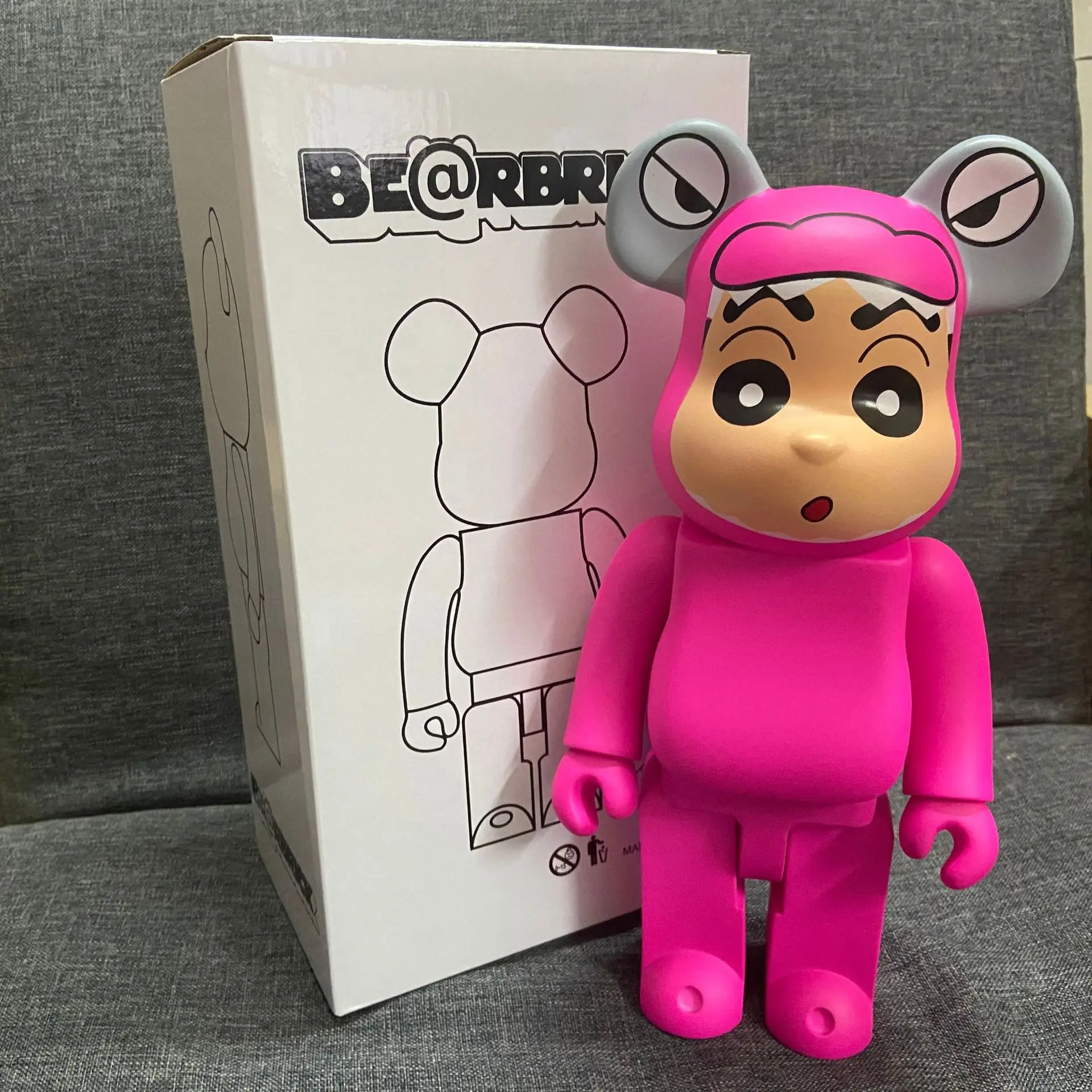 

Игрушечный строительный блок Bearbrick, медведь, динамический Супермен, брелок, модель динозавра Xiaoxin, украшение 400%, 28 см