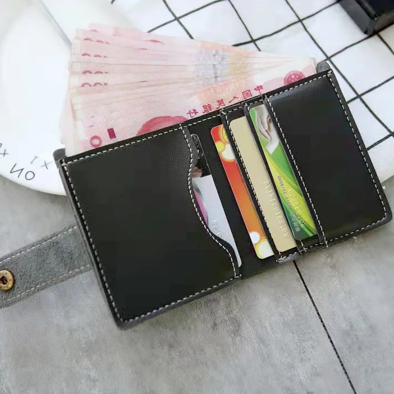 

Новый женский короткий кожаный кошелек, модный мужской кошелек на застежке, держатель для кредитных карт, Женский кошелек для денег с отдел...