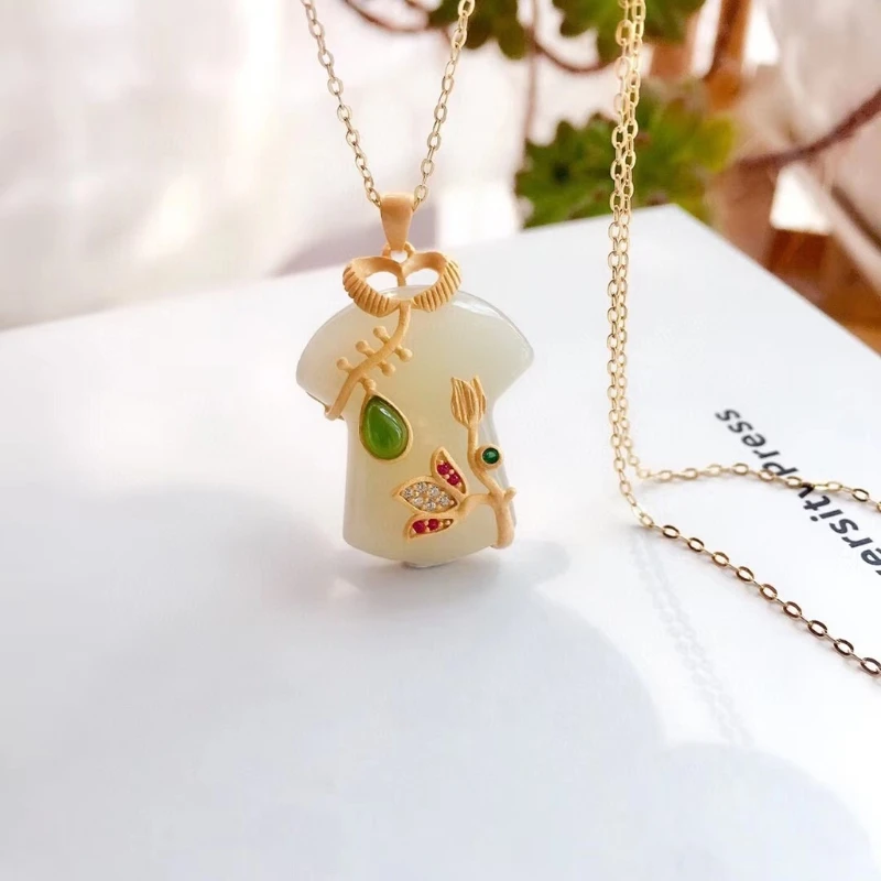 

White Resin Jade Chinese Traditional Cheongsam Dress Pendant Necklace Elegant Women's Necklace Boutique Jewelry Gift