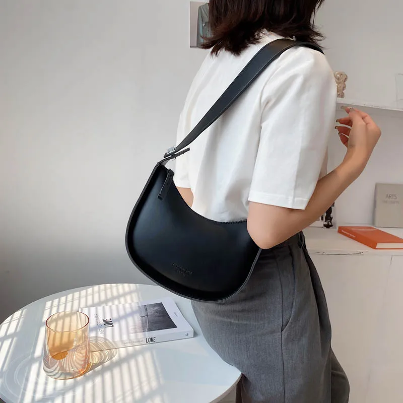 

Solid Leather Half Round Lady Shoulder Messenger Bag Sac Femme Purses And Handbags Bags For Women Luxury Designer Handbag