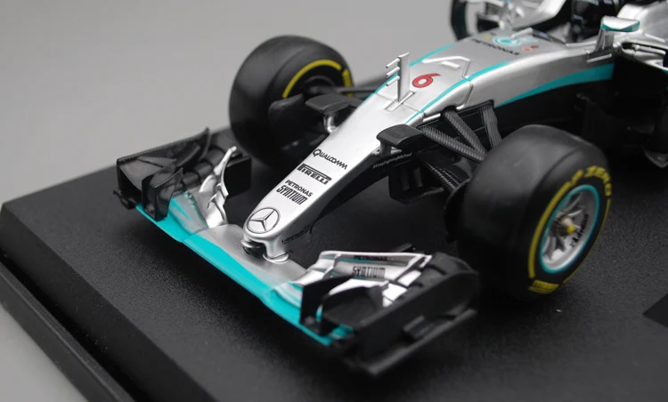 Bburago 1:18 1/18 W07 Mercedes Benz No6 Nico Rosberg Формула 1 F1 гоночный автомобиль Транспортное средство литье под давлением дисплей Модель Игрушки для мальчиков