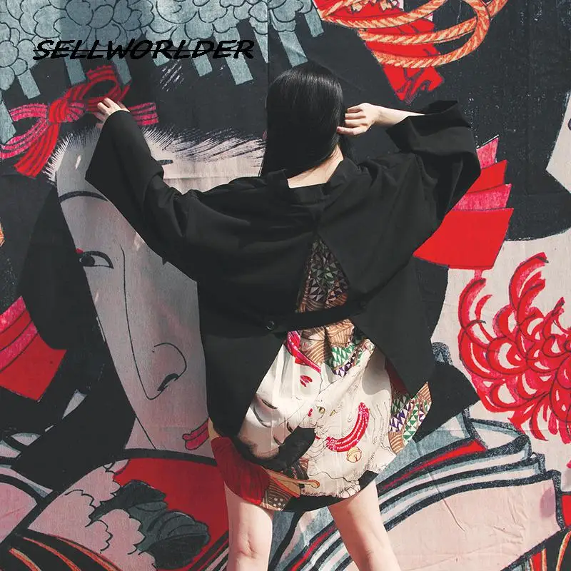 

Woman Japanese Kimono Top Autumn Beauty and Cat Print Patchwork Loose Top