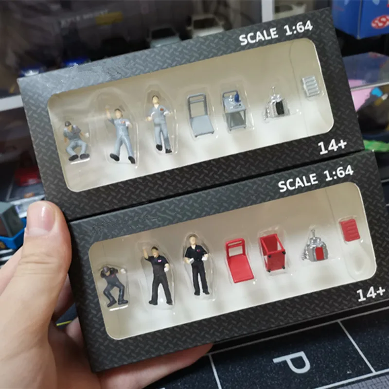 

1Set 1:64 PVC Car Repairman Figures Worker Model Figures Model for Sand Table