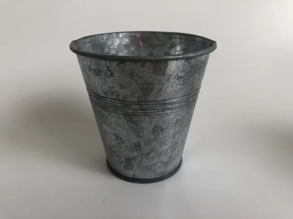 20 шт./лот D8.5* H8.5CM оцинкованный небольшой горшок для рассады мини горшки для суккулентов железные Цветочные плантаторы и горшки Олово пасхальные яйца горшки SF-048