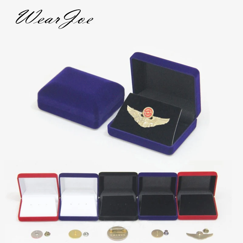 Упаковочная коробка с эмблемой деления бархатный школьный значок для хранения