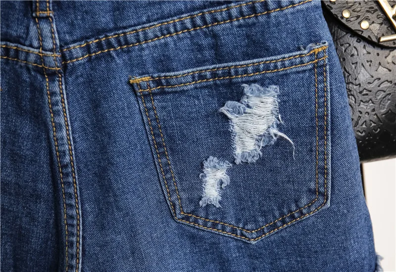 

Fashion new summer women's 5XL casual wide-leg pants loose denim shorts