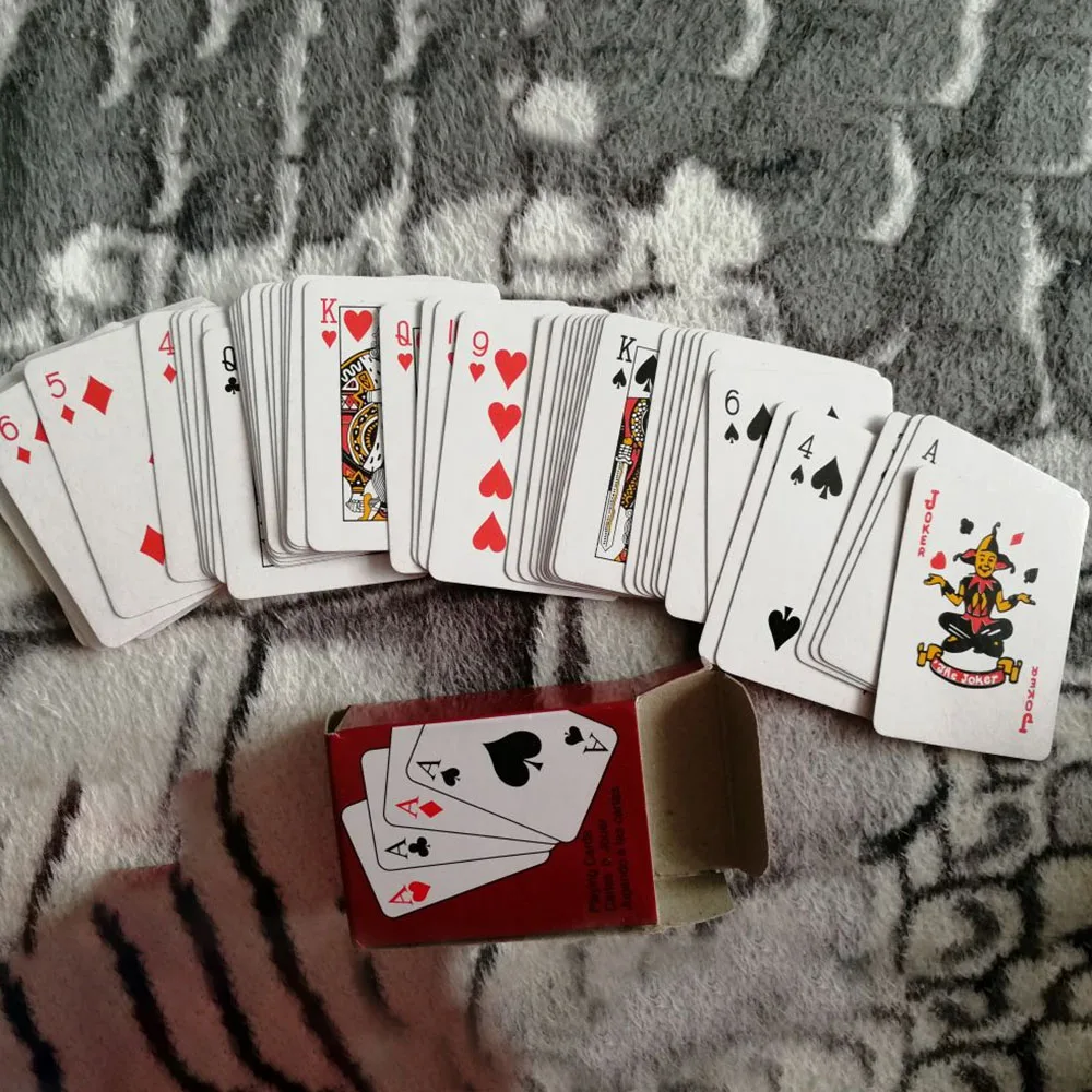 Милый миниатюрный кукольный домик милый мини покер игральные карты стиль