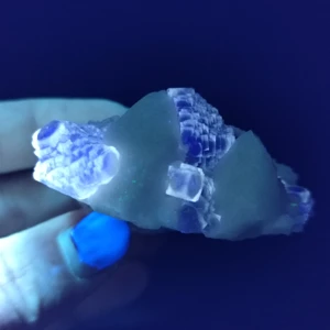 63.1gNatural Inner Mongolia eye ladder fluorite and crystal point symbiotic mineral healing aura home decoration 63.1gNatural Inner Mongolia eye ladder fluorite and crystal point symbiotic mineral healing aura home decoration