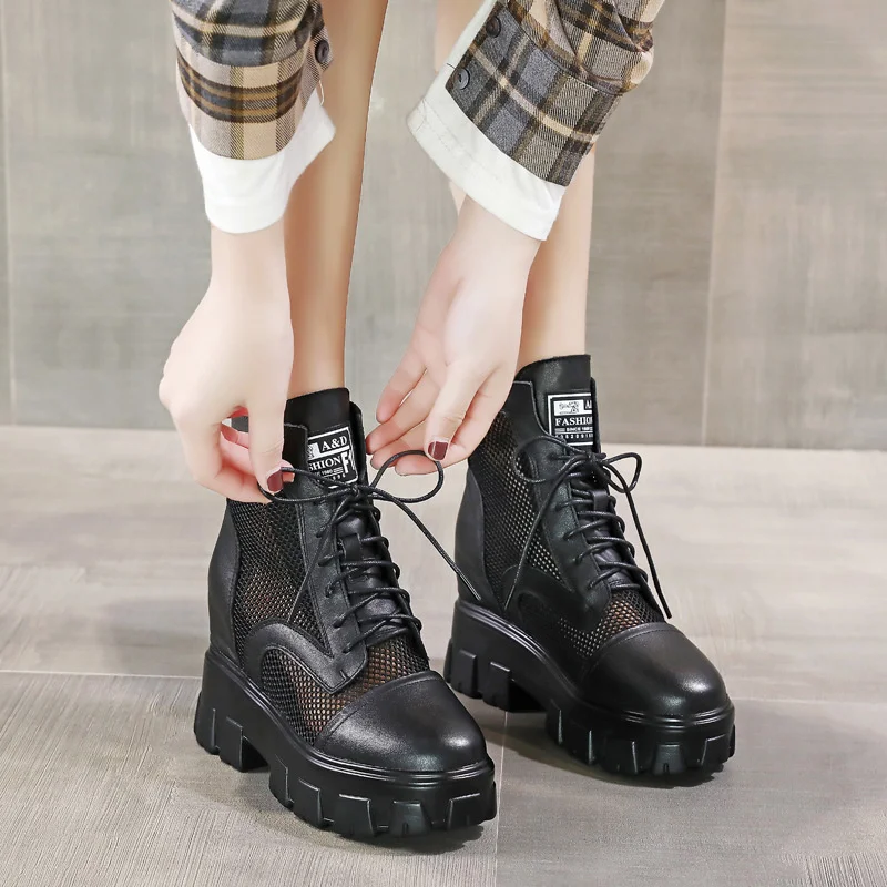 

2021 spring and summer new leather sandals women's thick bottomed muffin high heel Roman shoes inside high net leisure