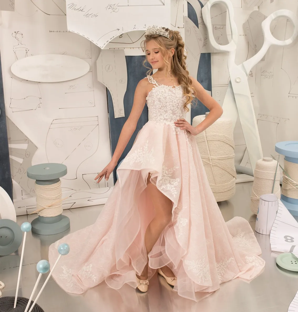 

Llight Pink Flower Girl Dress for Wedding Straps Lace High Low Princess Pageant Party Birthday Dress Backless