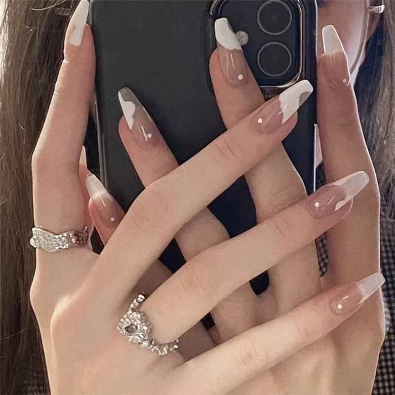 

24PCS Artistic White Water Ripple Nail Art Slider Wearable Nail Sticker Finished Decorative Nail Piece