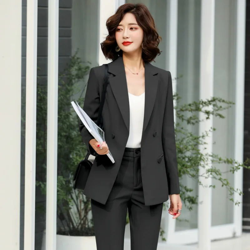 Женский костюм на осень и зиму новый с белым воротником деловое темпераментное