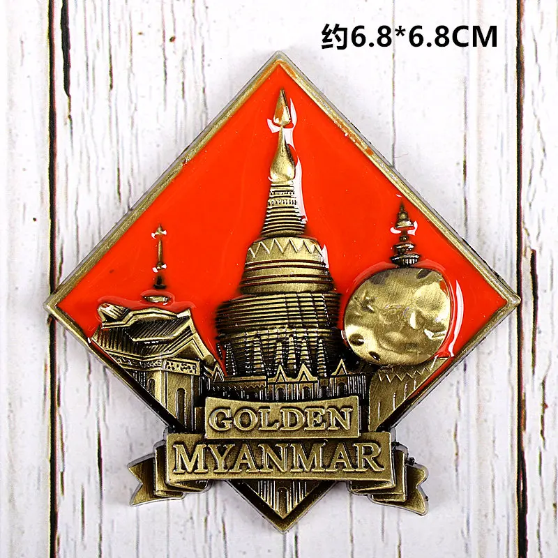 Памятный металлический магнит с Лондонской французской башней | Дом и сад