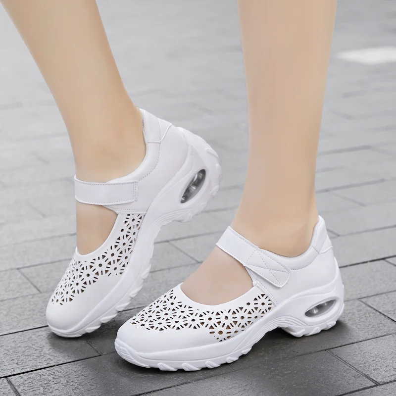 

Hot Selling Summer New Style Women's Outdoor Sneakers Comfortable Breathable Hollow Casual Shoes Sports Mesh Womans White Shoes