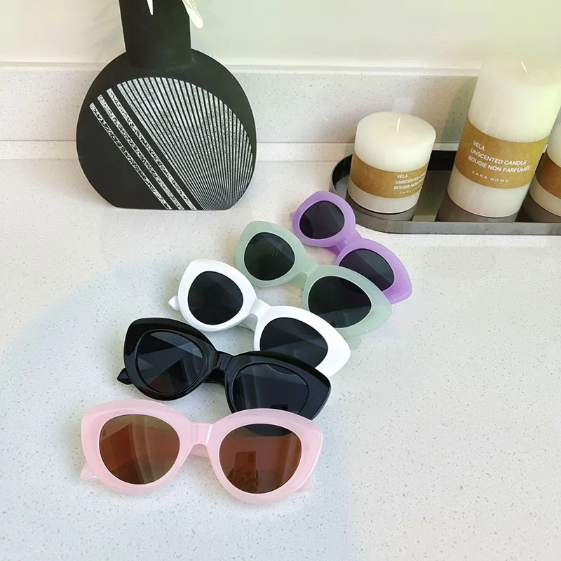 

Солнцезащитные очки в овальной оправе UV400 для мужчин и женщин