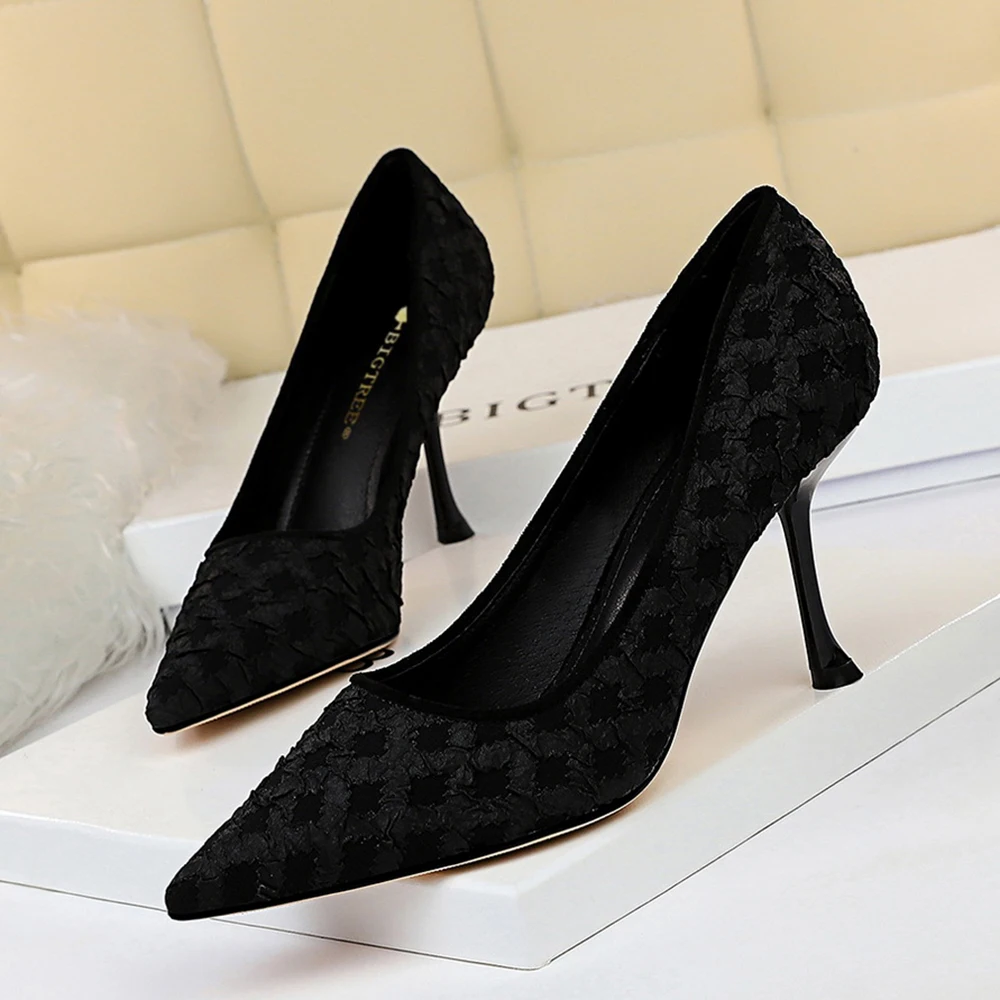 Модный тонкий и сладкий педикюр в Корейском стиле с тонкой тканевой поверхностью