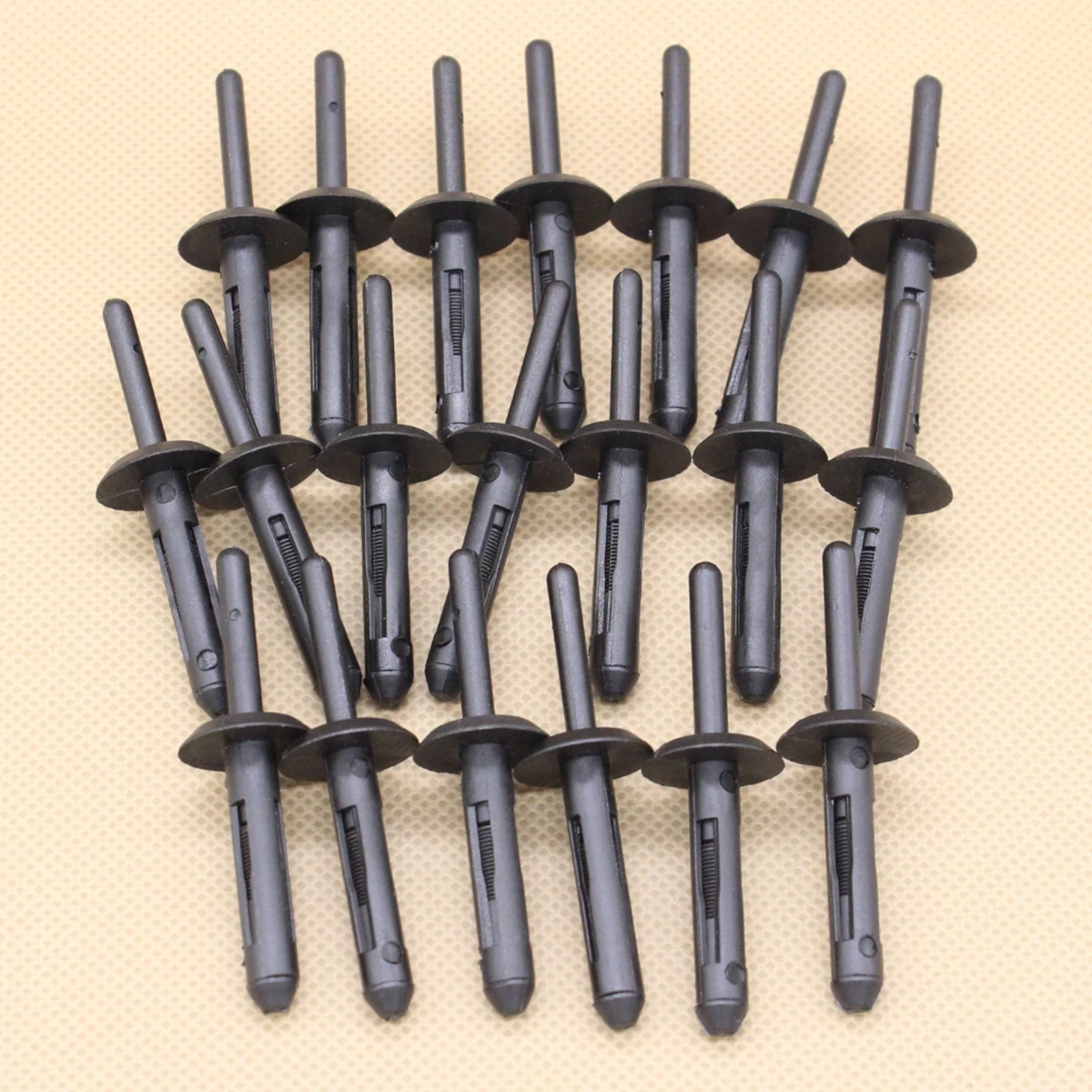 

10pcs Wheel Arch Trim Blind Rivet Pin Trim Retainer Fastener Clips Repair Components for BMW 07142151750