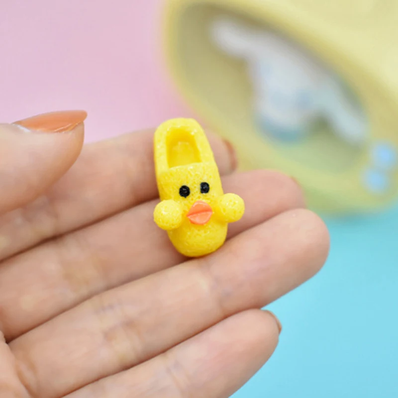 

Cute 1/2/5 Pair 1:12 Dollhouse Miniature Slippers Shoes for Doll House Living Room Bedroom Bathroom