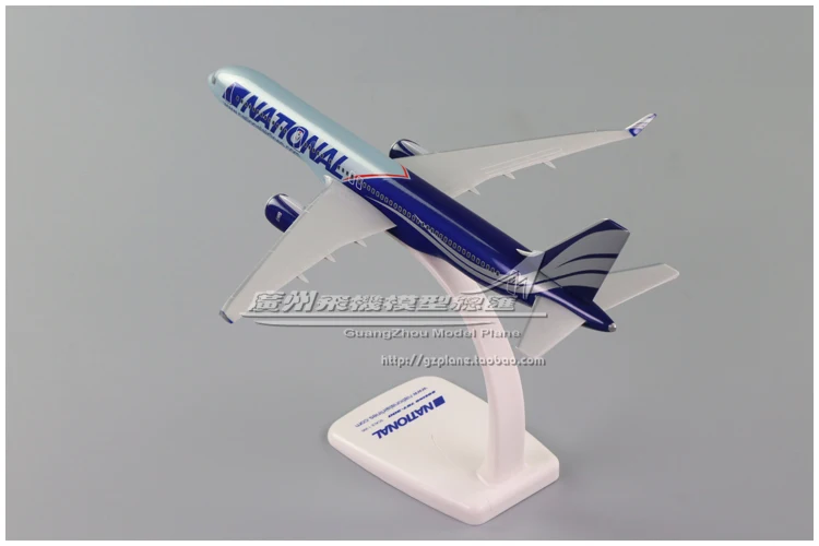 27 см Американский национальный авиакомпаний Национальный Boeing B757-300 1:200
