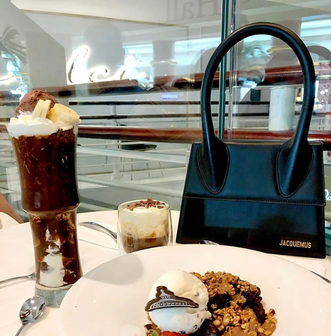 

Jacquemus High Quality Leather Handbags for Women 2021 New Brand Luxury Designer Women's Shoulder Crossbody Bags Bolsa Feminina