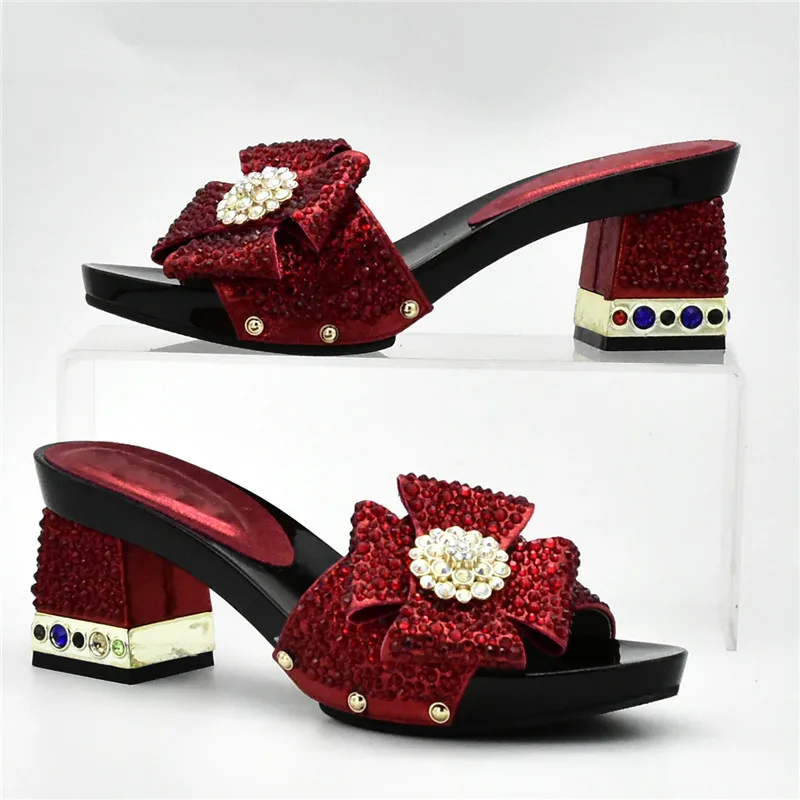 Новейшая модель Женская свадебная обувь в африканском стиле Высококачественная