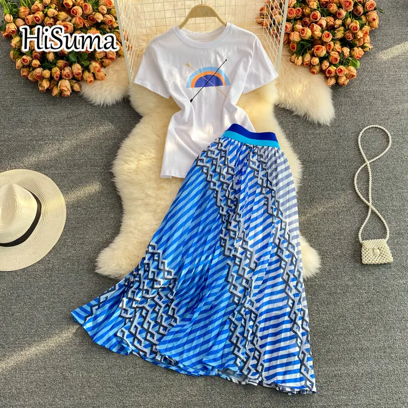 

2021 summer new female o-neck cotton t-shirt + high waist Geometric stripes print pleated skirt two-piece sets women suits