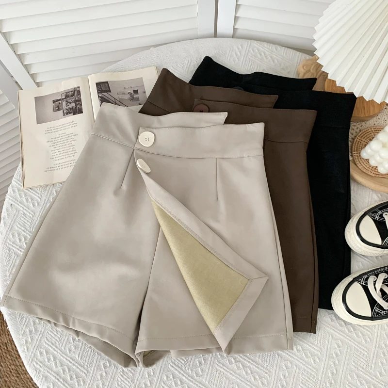 

Autumn and winter new style pu leather high waist two button irregular leather pants shorts anti-empty hakama women