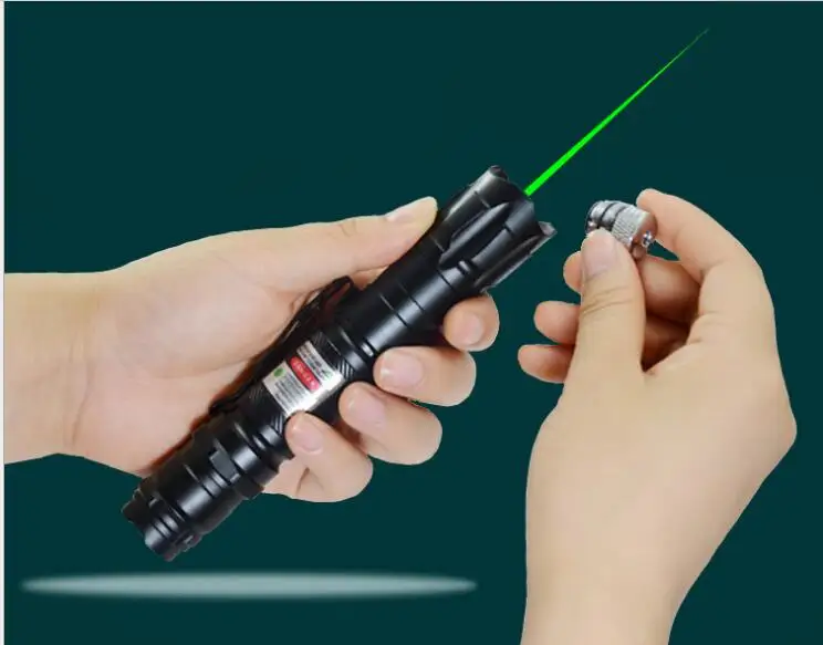 

Hot! High Power Military Green Red Laser Pointer 500000m 500w Flashlight Light Burning Beam Match Burn Cigarettes LAZER Hunting
