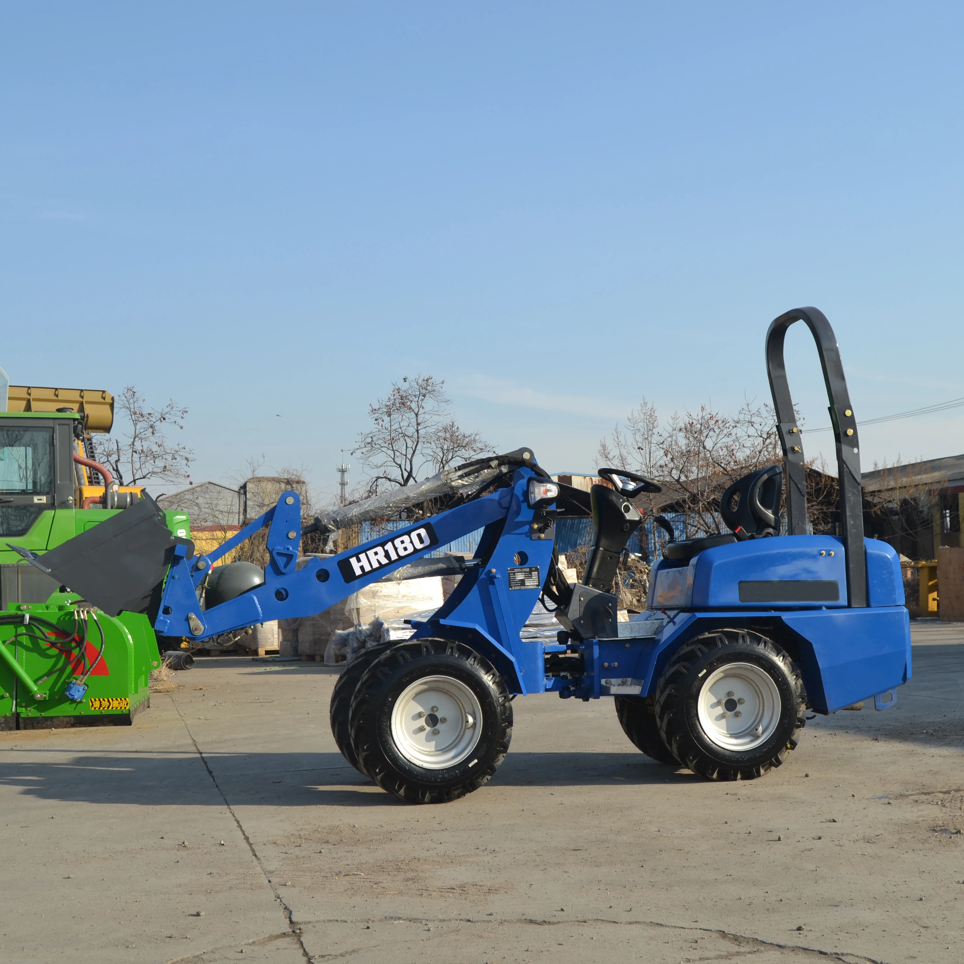 Колесный мини-погрузчик грузоподъемностью 800 кг на продажу | Инструменты