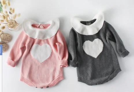 

Baby Fashion Long-sleeved Jumpsuits Girls Sweet Heart Pattern Knitted Triangle Wrapped Romper