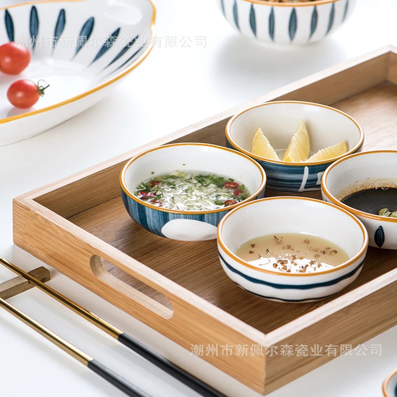 Детская короткая футболка с героями из японского тарелка маленькая для фруктов и