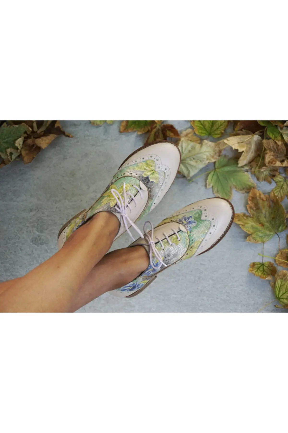 

SarEn Women Cream Casual Shoes