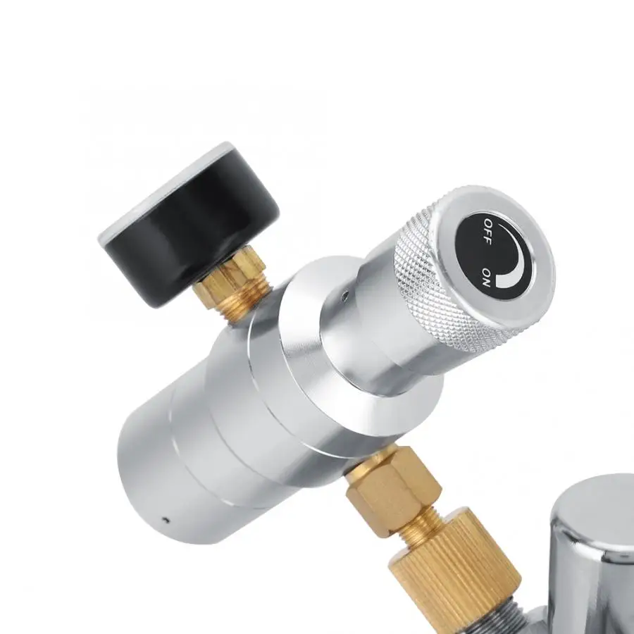 

2L Stainless Steel Homebrew Mini Keg Tap Beer Dispenser with 2 Class Pressure Gauge Beer Gun