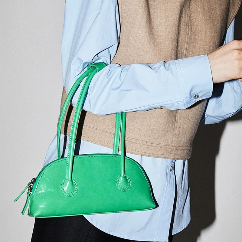 

Women Underarm Bag 2021 Spring And Summer New Luxury Leather Handbag Designer High Quality Baguette Shape Shoulder Bag Bolsa