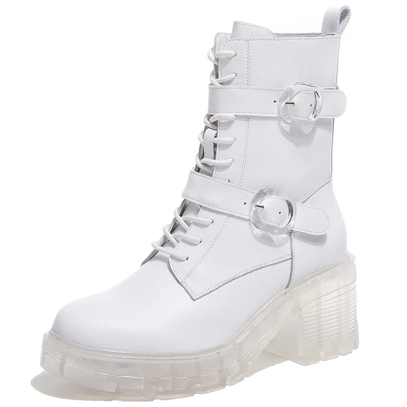 Модные черные кожаные женские ботинки короткие с круглым носком на толстом