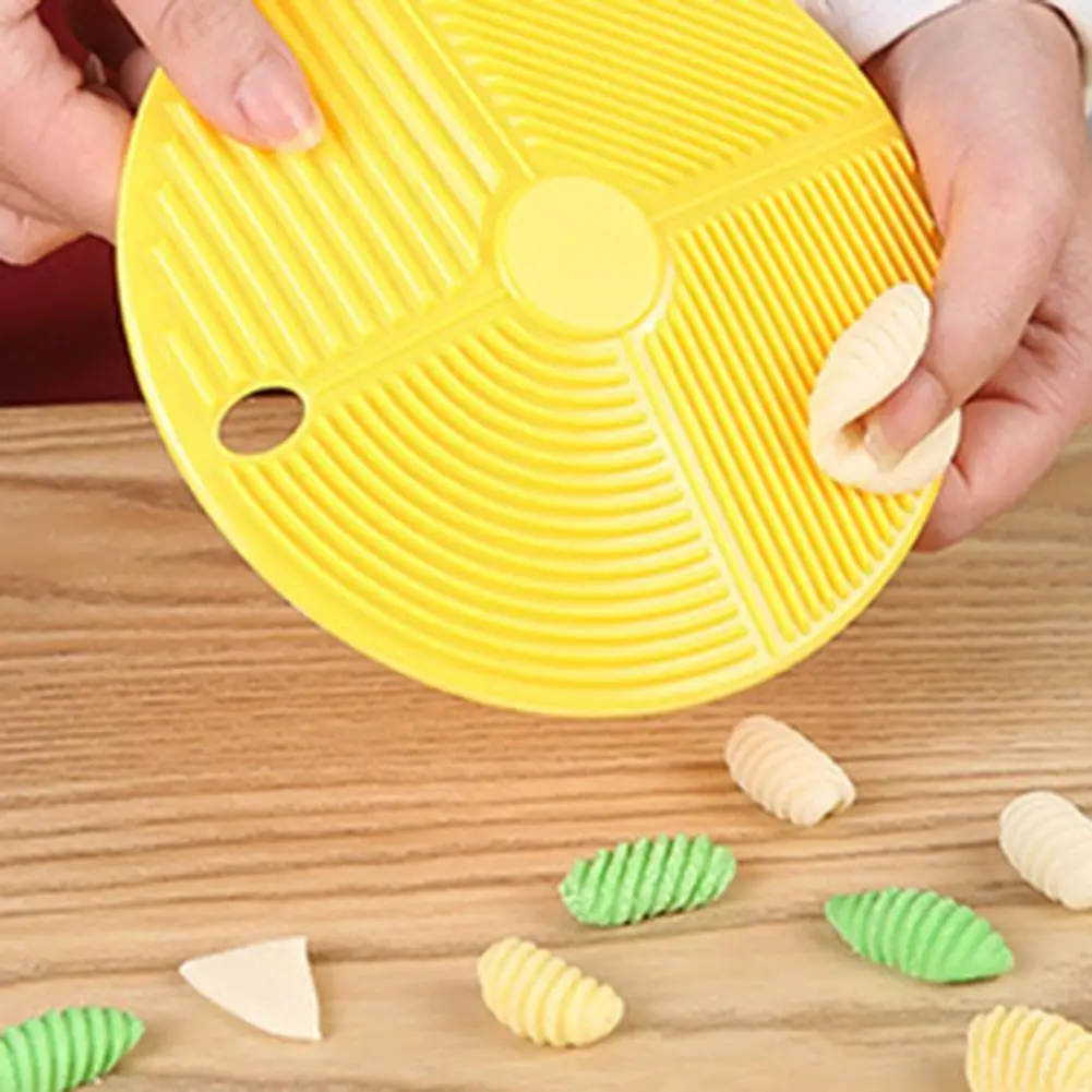 

Dough Mold Non-stick Wear-resistant ABS Kitchen Dense Line Surface Dough Press for Home